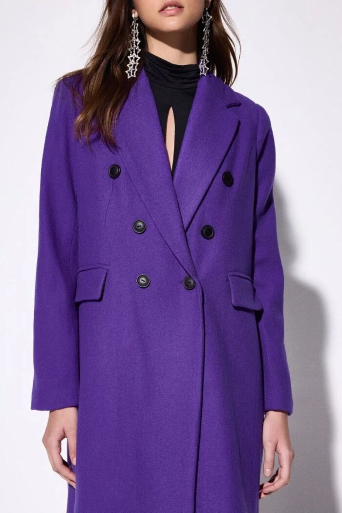 Imagem de Casaco Hellen Roxo Le Blog