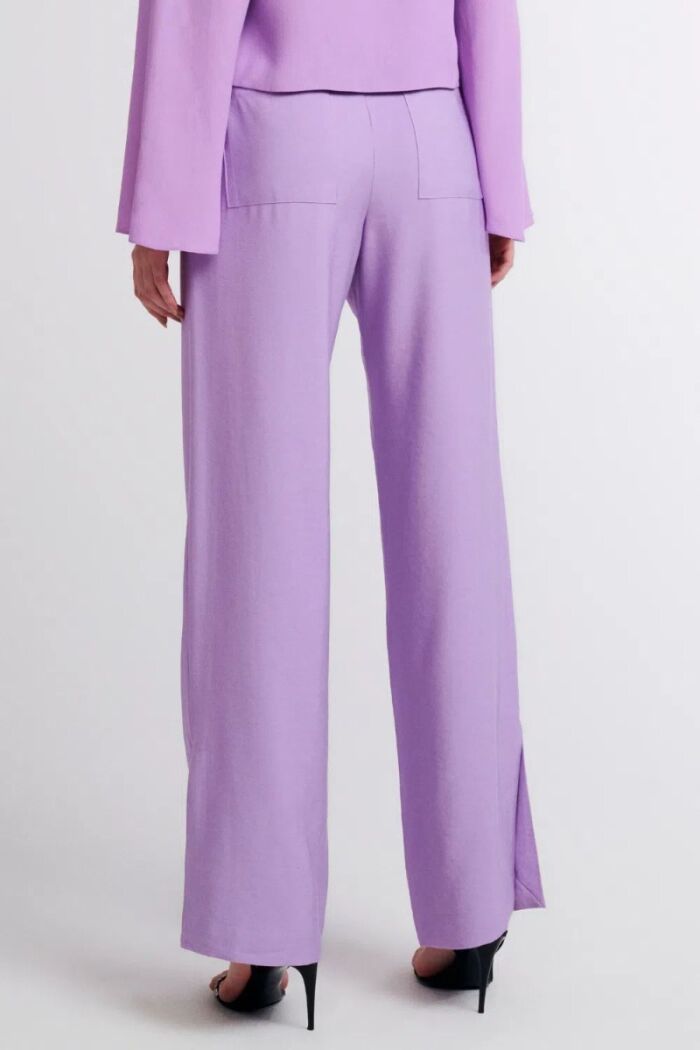 Imagem de Calça Marcelle Roxo Lavanda Le Blog