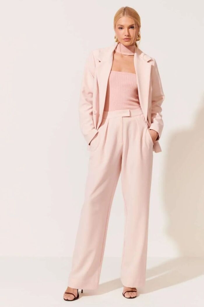 Imagem de Blazer Gisela Rosa Peach Le Blog