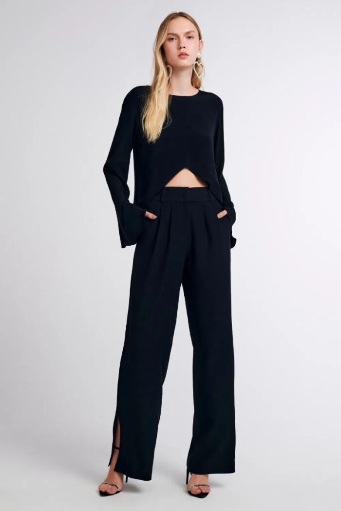 Imagem de Blusa Filipa Preta Le Blog