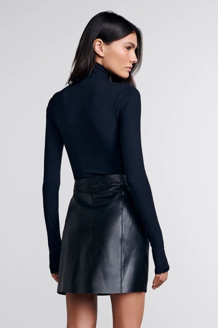 Imagem de Saia Eduarda Preta Le Blog