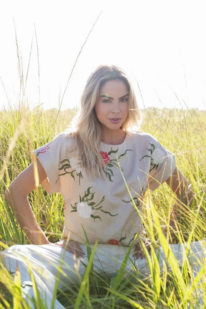 Imagem de Maria Blusa Manga Curta Bordada Marie Mercié