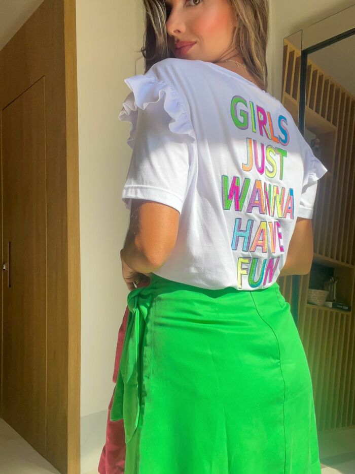 Imagem de Tee Wanna Olívia