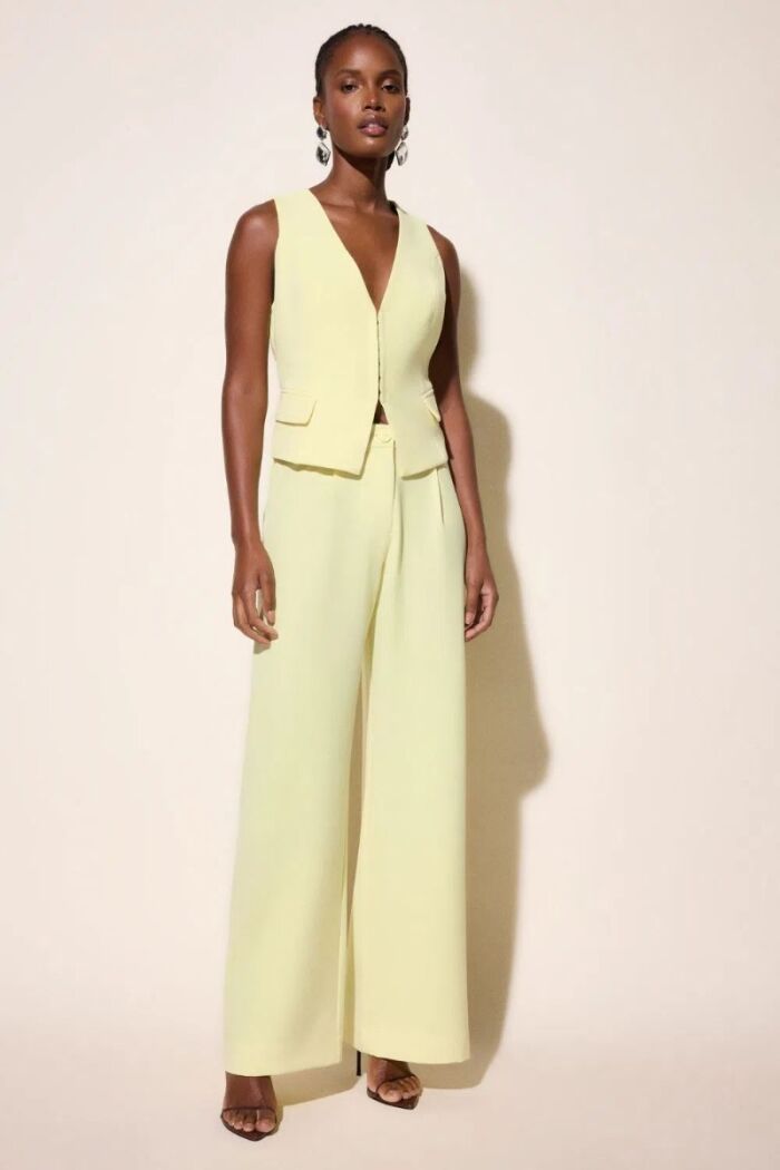 Imagem de Colete Isabela Amarelo Le Blog