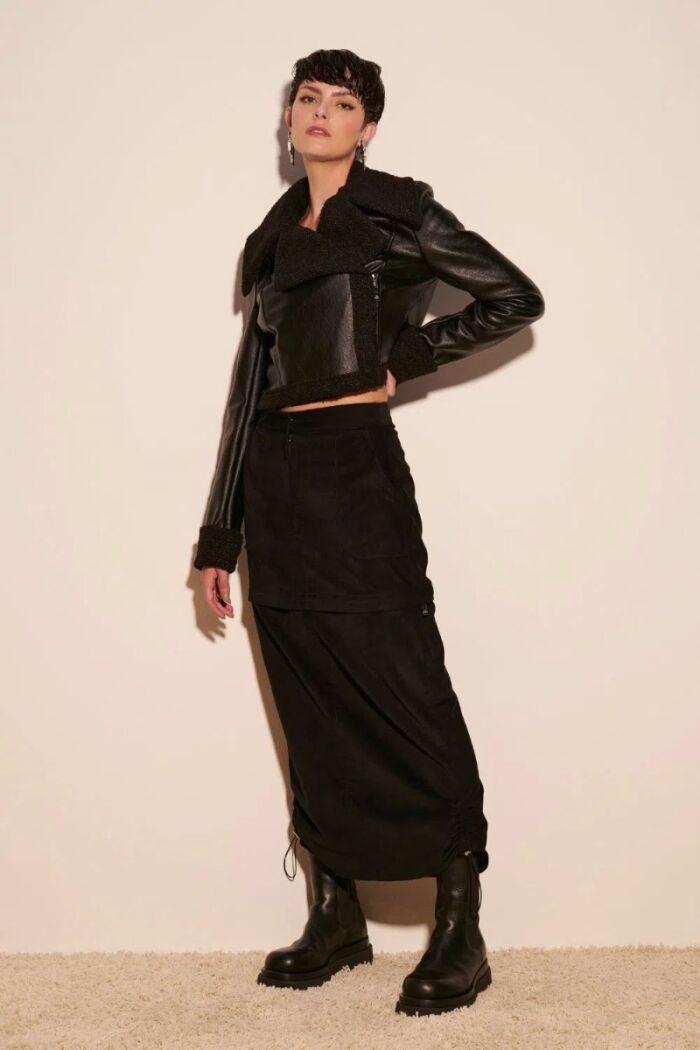 Imagem de Saia Sabrina Preta Le Blog