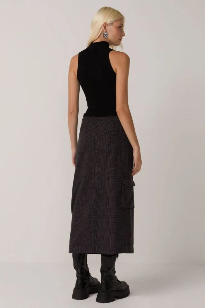 Imagem de Saia Betina Preta Le Blog