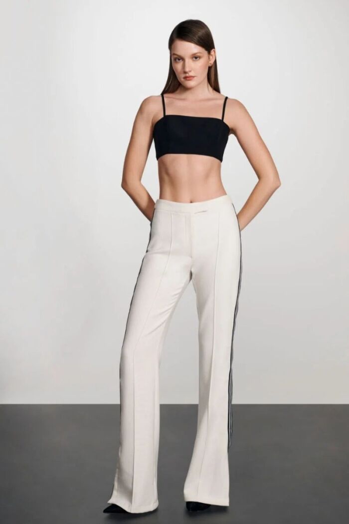 Imagem de Calça Roberta Off White Le Blog