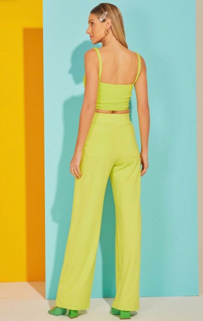 Imagem de Cropped de Alças Finas Com Abertura Frontal Lima Zen