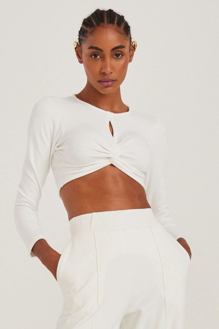 Imagem de Blusa Manga Longa Com Nó No Decote Off White Zen