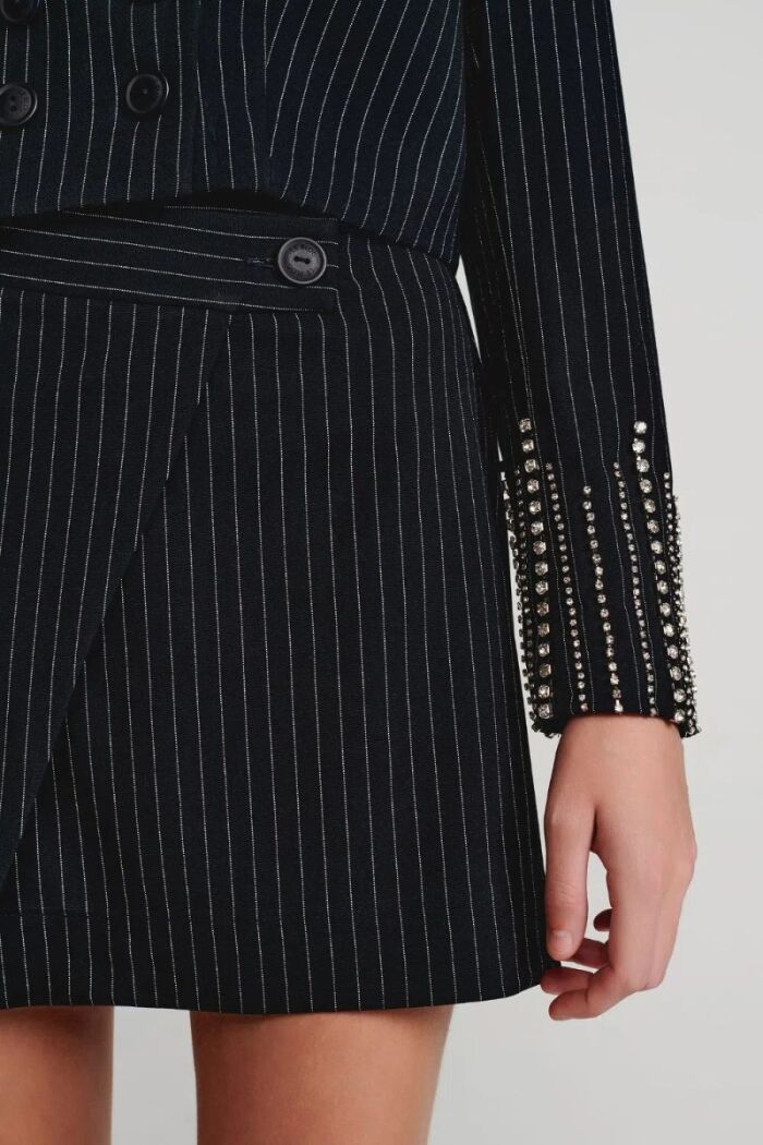 Imagem de Saia Nádia Preta Le Blog