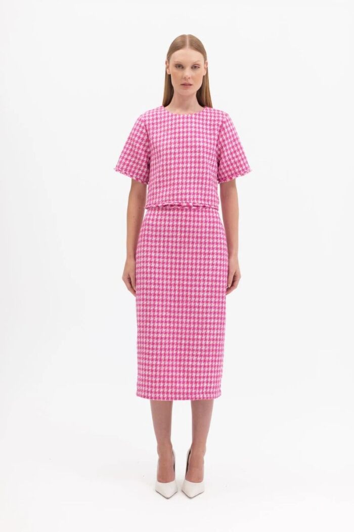 Imagem de Camiseta Cropped Tweed Rosa La Chocolê