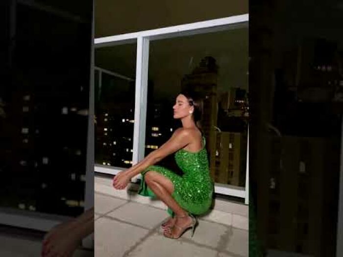 Imagem de Vestido Débora Verde Desnude