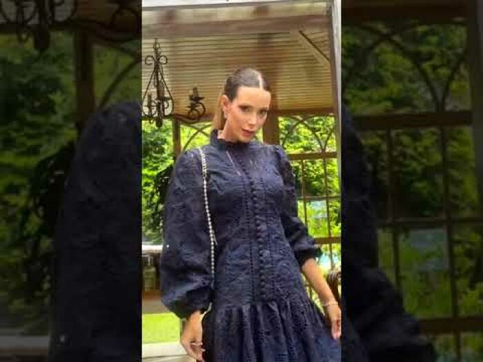 Imagem de Rebeca Vestido Bordado Azul Marie Mercié