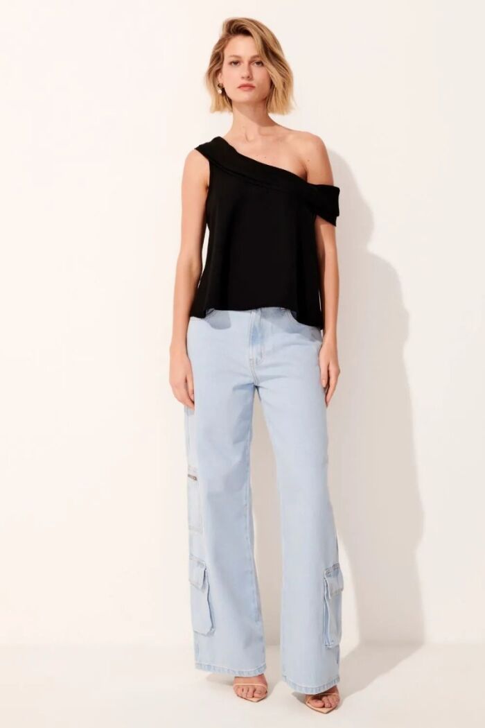 Imagem de Blusa Betty Preta Le Blog