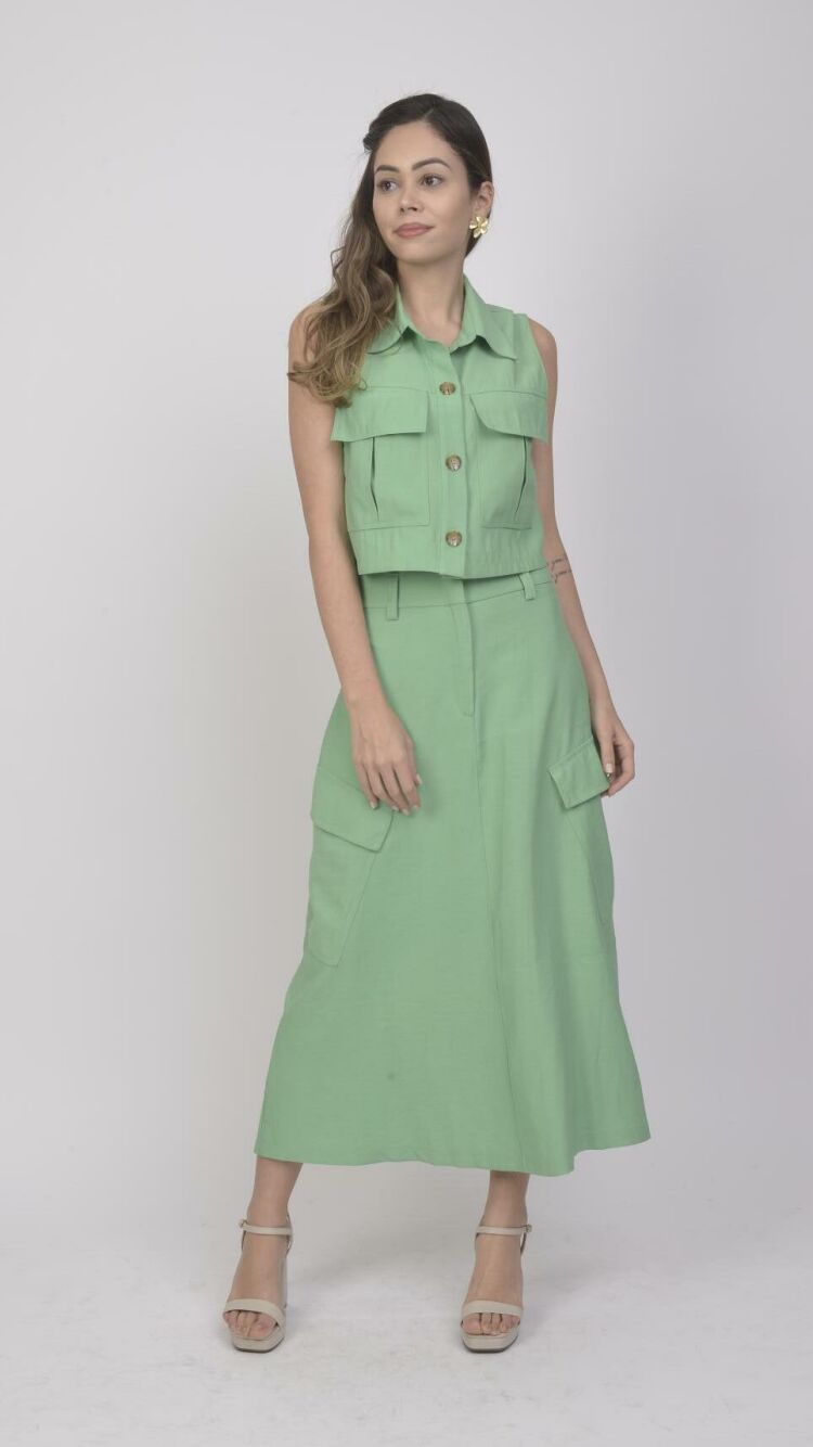 Imagem do produto Saia Longa Verde com Cinto e Bolso Lateral: Elegância, Conforto e Estilo para Qualquer Ocasião