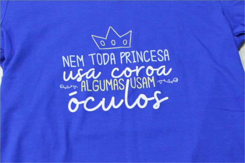 Imagem adicional 2 do item Camiseta Feminina Oi Linda com Estampa Princesa de óculos - MU1004