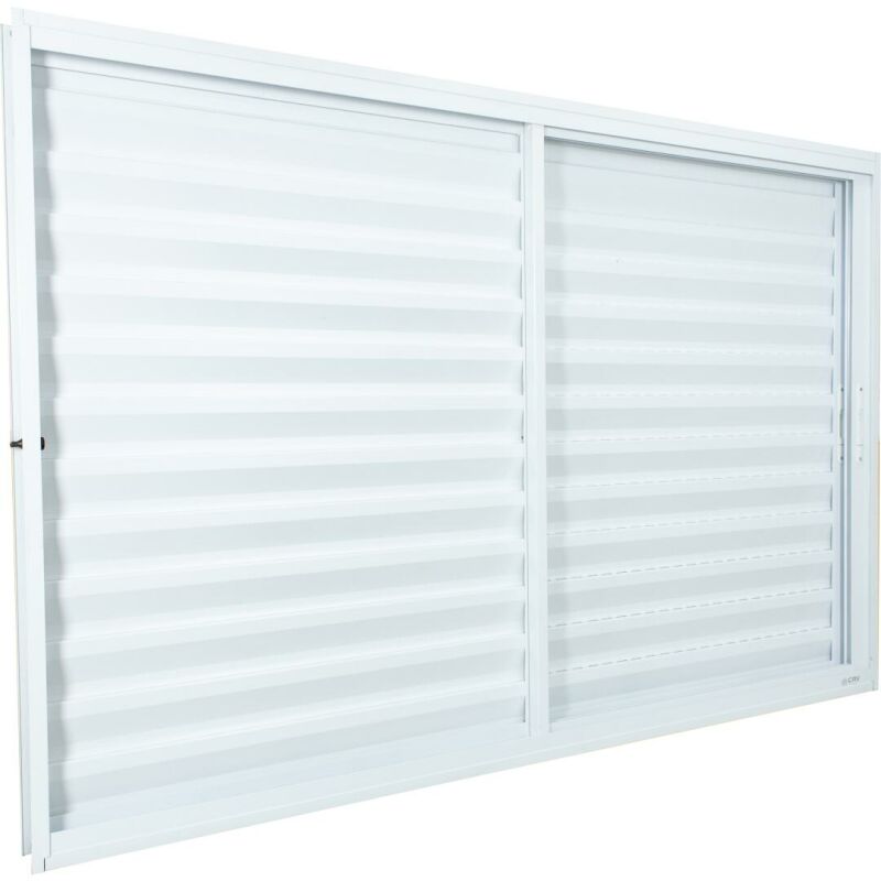 Imagem de https://cdn.interago.com.br/img/jpg/w_0_q_8/389/mc/Fotos/Classic Plus/Veneziana 3 Folhas 1 Fixa sem grade
