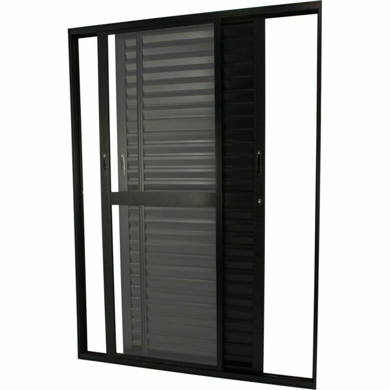 Imagem de https://cdn.interago.com.br/img/jpg/w_0_q_8/389/mc/Fotos/Nobre Black/Porta de Correr Balcao Veneziana 3 Folhas Moveis