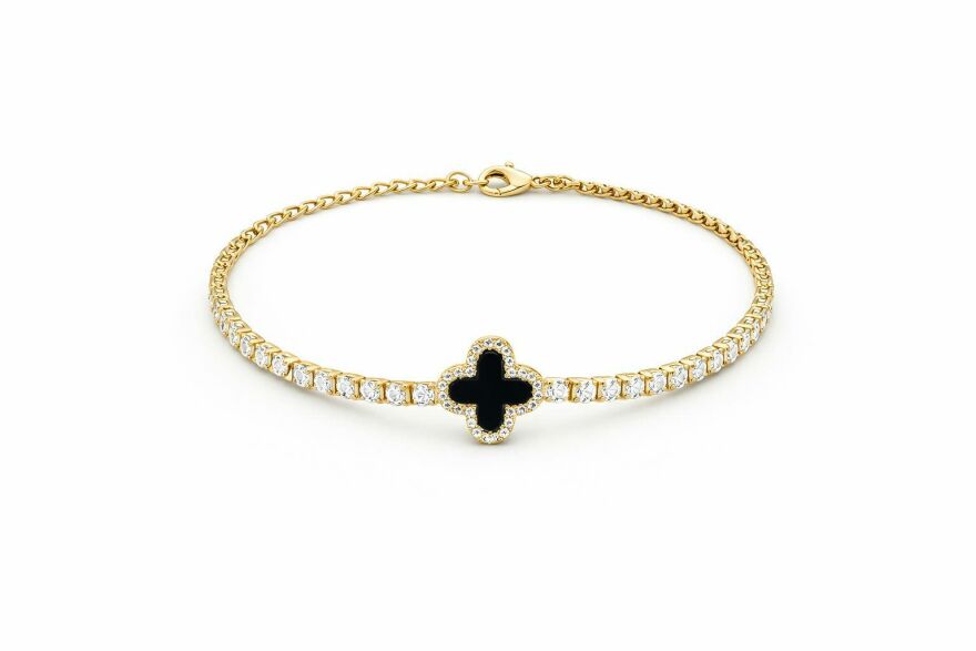 Imagem de Pulseira Trevo Cravejada Preta