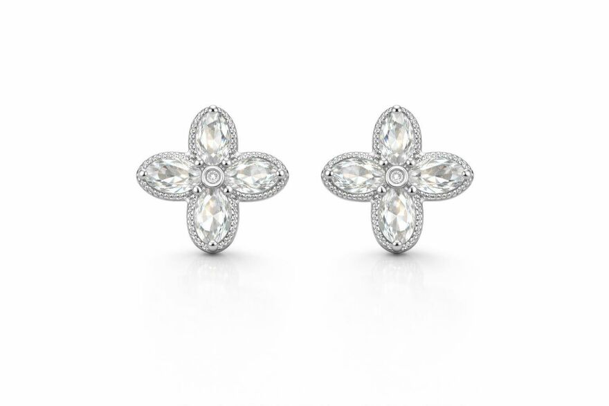 Imagem de Brinco Clips Trevo Crystal Prata