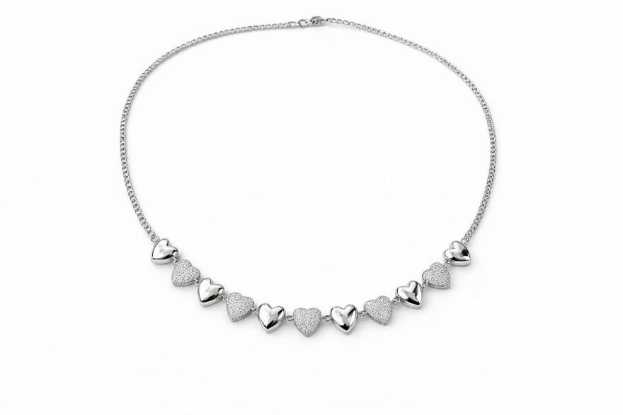 Imagem de Colar Corações Prateado