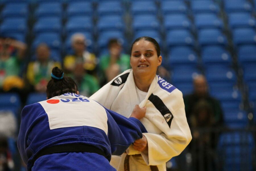Imagem Erika-Cheres_judo-paralimpico-1536x1024