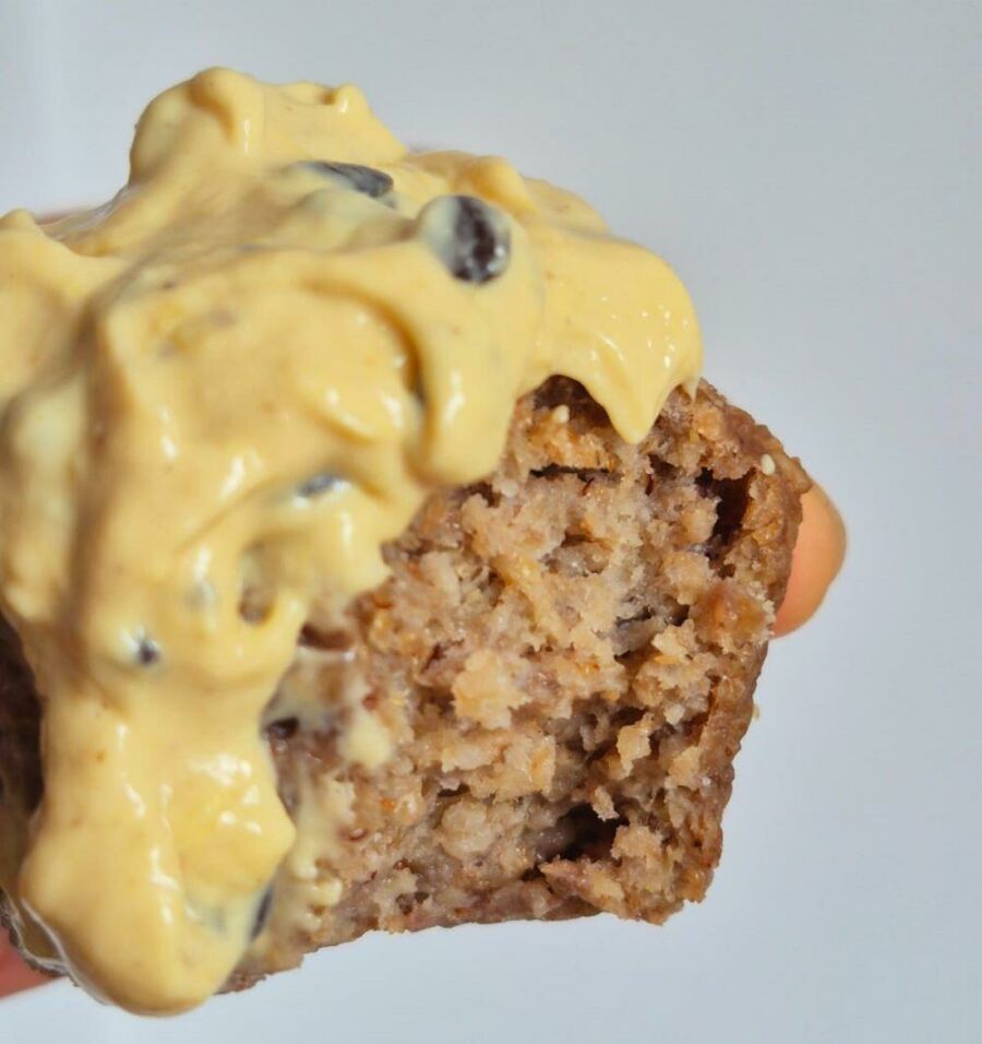 Image Banana and passion fruit muffin, a great option for a late afternoon coffee