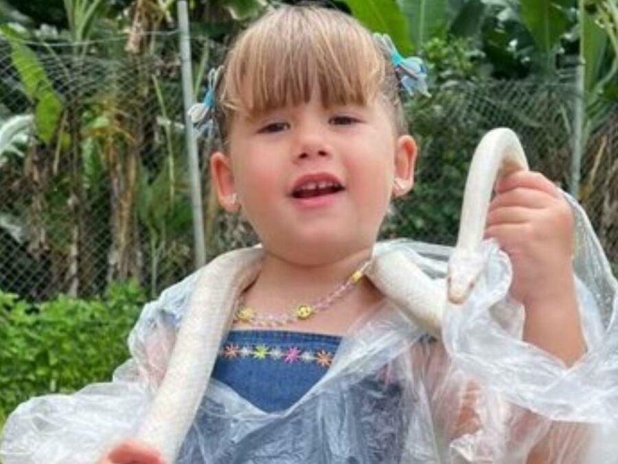 Imagem filha-virginia-cobra