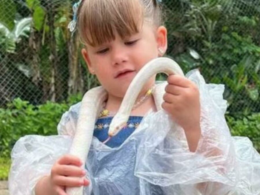 Imagem filha-virginia-cobra-2