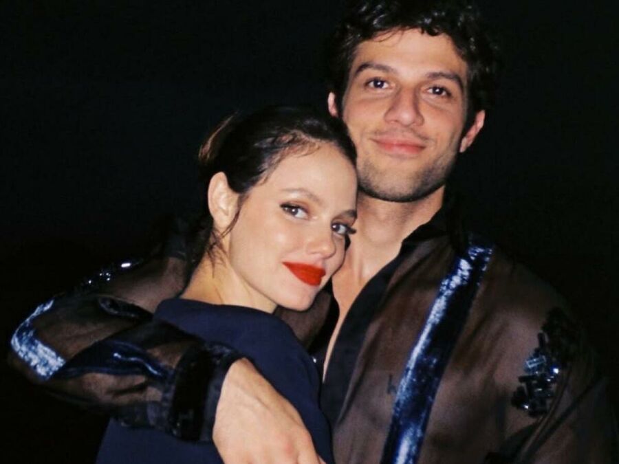 Imagem Chay_Suede_Laura_Neiva