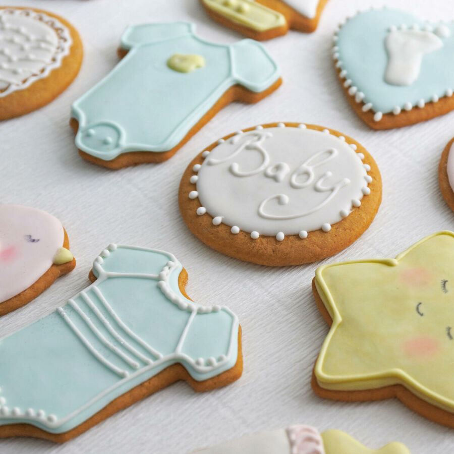 Imagem biscoitos-deliciosos-para-o-cha-de-bebe-na-mesa