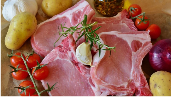 Imagem de compartilhamento para o artigo Produção brasileira de carne suína deve crescer até 1% em 2024 da MS Todo dia