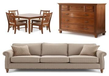 Conjunto de móveis em bom estado.
