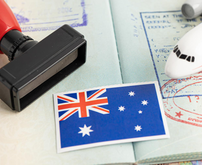 Carimbo próximo a bandeira da Austrália