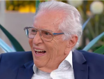 Imagem da notícia Aos 89 anos, Carlos Alberto de Nóbrega descarta aposentadoria e brinca: "Isso é coisa pra velho"