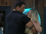 Imagem da notícia Ana Paula surta com Carol e precisa ser contida pelo marido em discussão no Power Couple: "Mau-caráter”