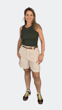 Imagem adicional 0 do item Regata Canelada Verde Militar com Alças Largas - Conforto e Estilo para Todo o Dia