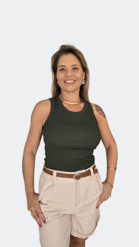 Imagem adicional 3 do item Regata Canelada Verde Militar com Alças Largas - Conforto e Estilo para Todo o Dia