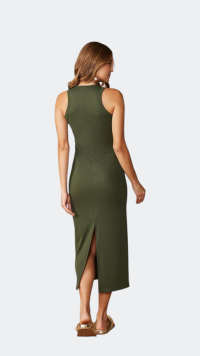 Imagem adicional 1 do item Vestido Verde de Malha Poliamida Canelada com Decote U e Fenda - Conforto e Estilo para Todas as Estações