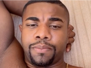 Imagem da notícia Davi Brito, campeão do BBB 24, mostra mudança corporal após cirurgia de lipo HD