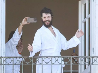 Imagem da notícia Diogo Defante afirma que pizzas enviadas para fãs de Lady Gaga no Rio foi uma pegadinha