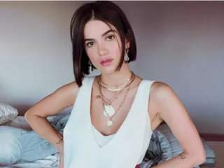 Imagem da notícia Manu Gavassi revela nome da filha e compartilha primeira foto: “Um mês que você chegou”