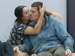 Imagem da notícia Sacha Bali comenta afastamento de Larissa Tomásia e expõe tentativa de contato após polêmica em A Fazenda