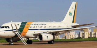 Imagem da notícia Com problema técnico, avião de Lula fez 50 voltas no céu do México até pousar
