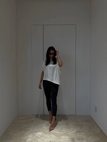 Imagem de T-Shirt Off White Betânia - Cloude