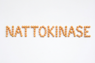 Imagem principal do artigo Nattokinase: o que é, como age e por que essa enzima japonesa tem gerado tanto comentário