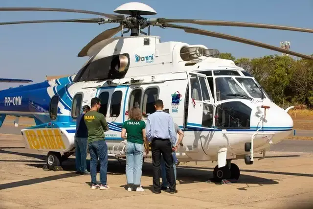 Imagem de compartilhamento para o artigo Ibama reforça combate a incêndios no Pantanal com helicóptero fretado de Portugal da MS Todo dia