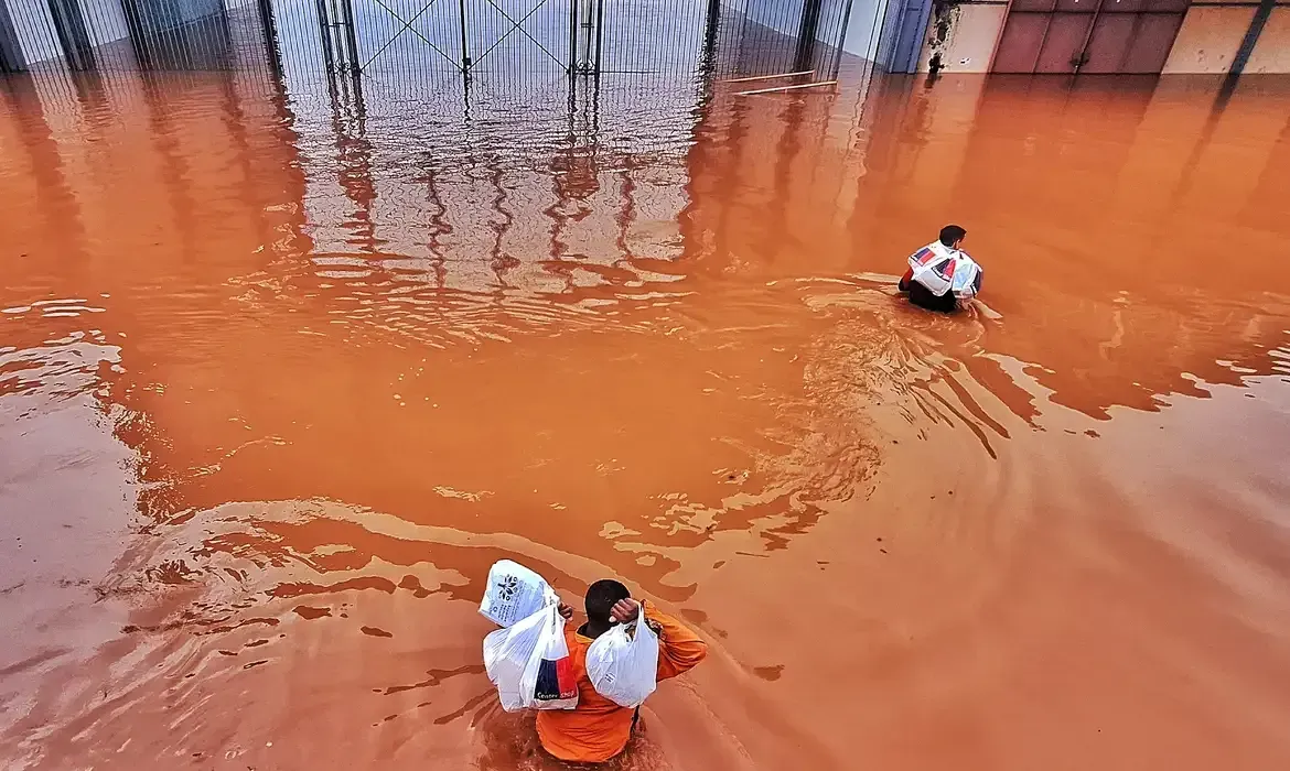 Imagem de compartilhamento para o artigo Rio Grande do Sul contabiliza 56 mortes devido a fortes chuvas da MS Todo dia