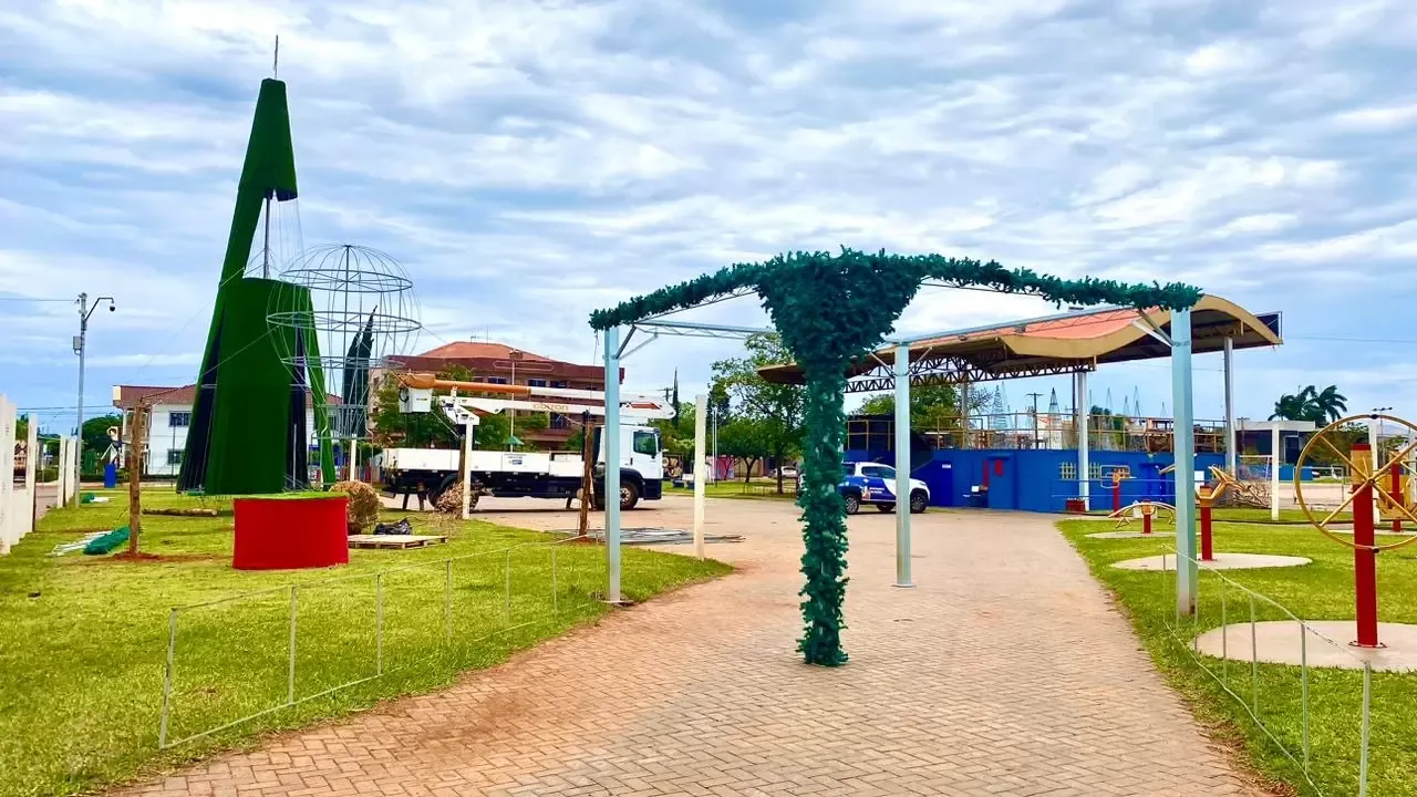 Imagem de compartilhamento para o artigo Chapadão do Sul se prepara para abrilhantar a cidade com a Magia do Natal Luz da MS Todo dia