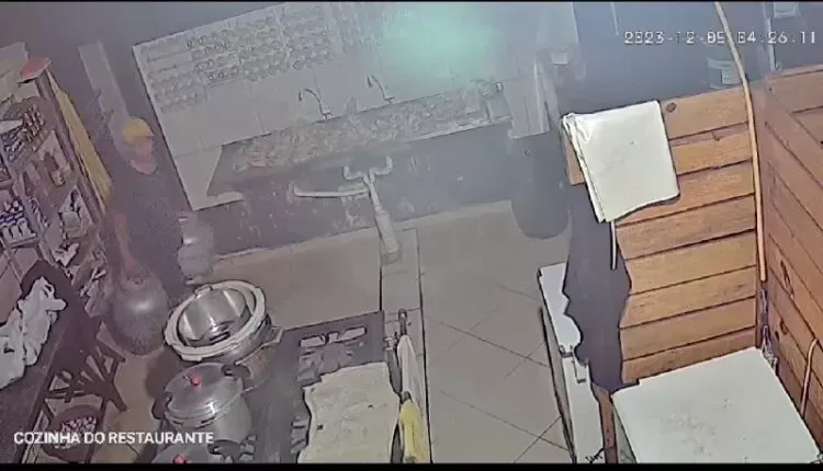 Imagem de compartilhamento para o artigo Ladrão é suspeito de furtar um estabelecimento cinco vezes em 30 dias em Chapadão do Sul da MS Todo dia